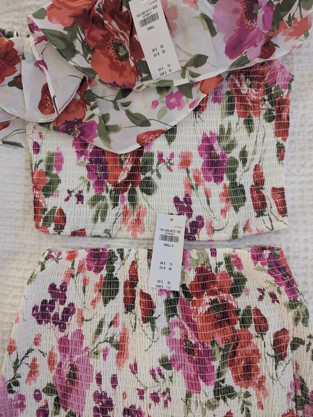 NWT Abercrombie & Fitch Floral Ruffle Skirt and Top - White with Pink & Red - Picture 8 of 9